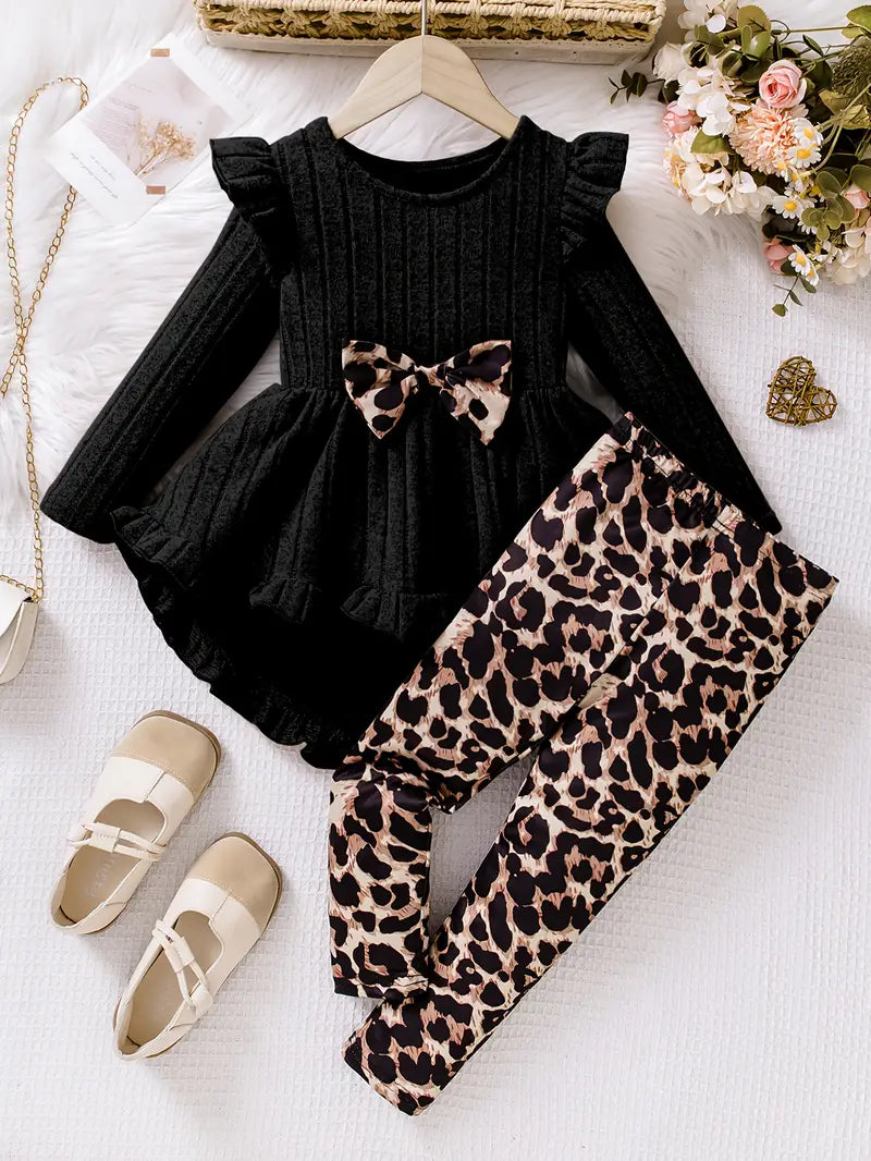 2pcs Knit Solid Color Round Neck Dress Set with Leopard Print Bow Top and Trousers, Black and White