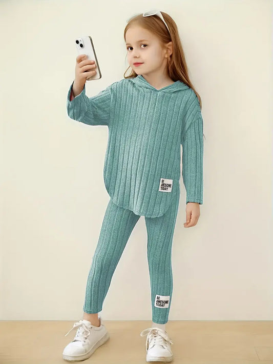 Girls' Spring And Autumn Outfit, a 2pcs Set with a Hood, Long Sleeves, And 3/4 Leggings, Stylish Clothing. Age 10